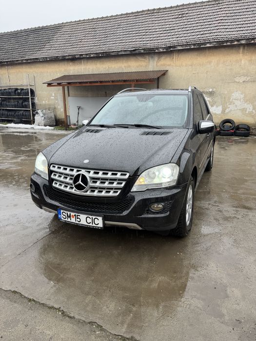 Vand Mercedes ML 350 an fabr 2010