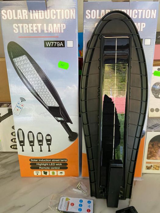 Lampă Stradală Solară de Exterior