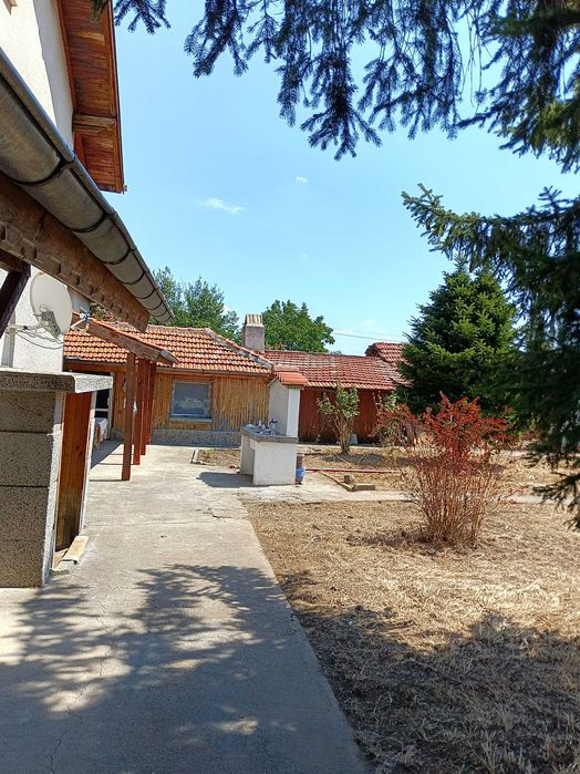 Продава се Къща в с. Избеглии, Област Пловдив - 1300 кв.м за 58 €/кв.м - Снимка #15