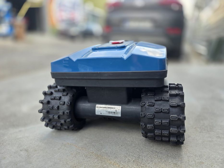 Robot de tuns iarba Krongras – stare foarte buna, automat, eficient