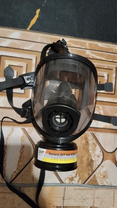 Продам коллекцию противогазов