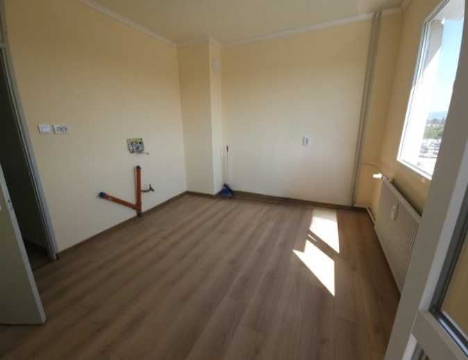 Продава се Двустаен апартамент в София, Изток - 52 кв.м за 2077 €/кв.м - Снимка #3