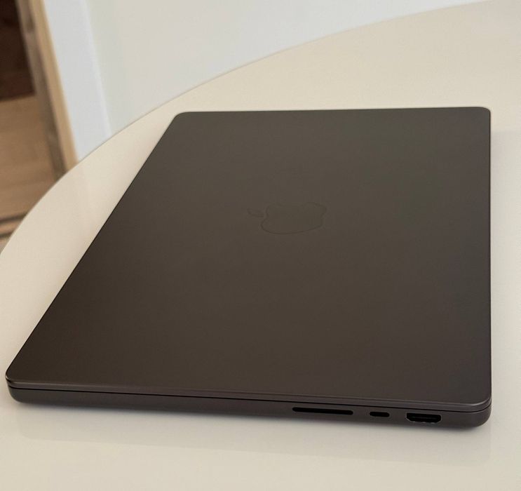 MacBook Pro 14″ (M4) 16/512