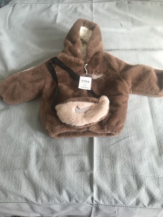 Детские вещи для девочки и новорожденного