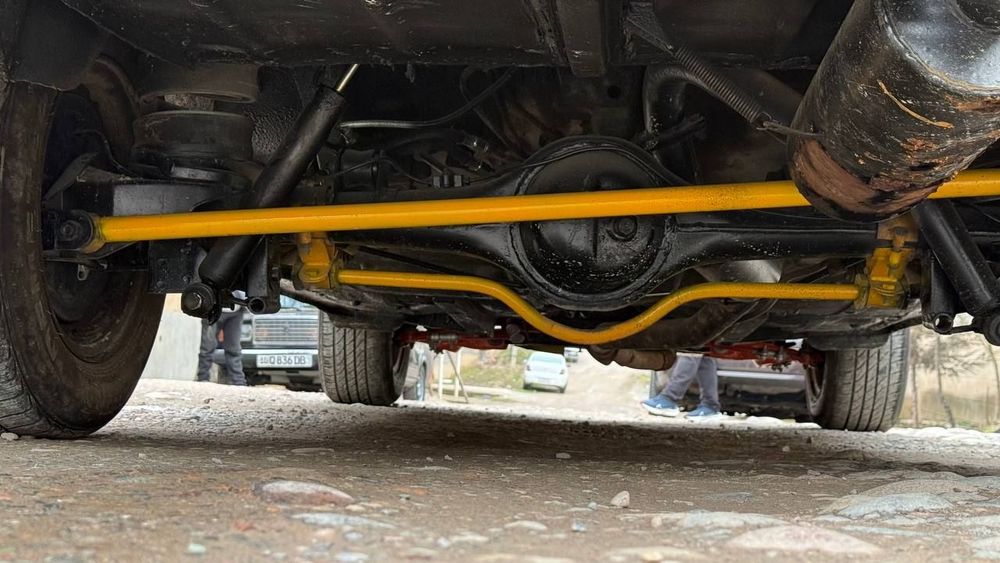 Vaz 21011 sotiladi.1978 yil.