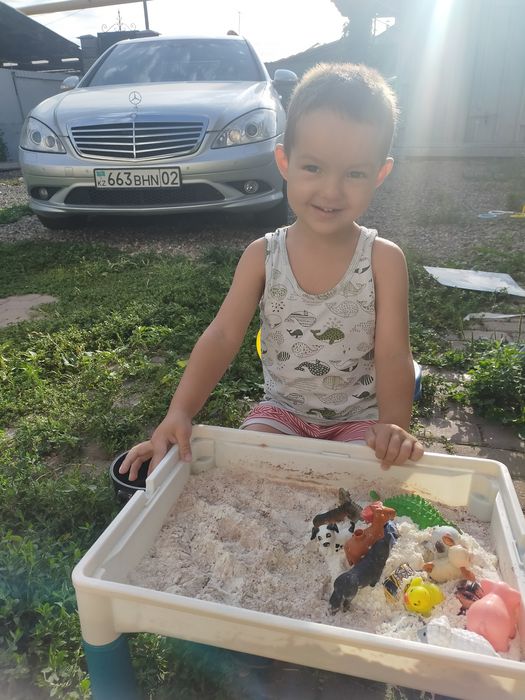 Продам Лего столик