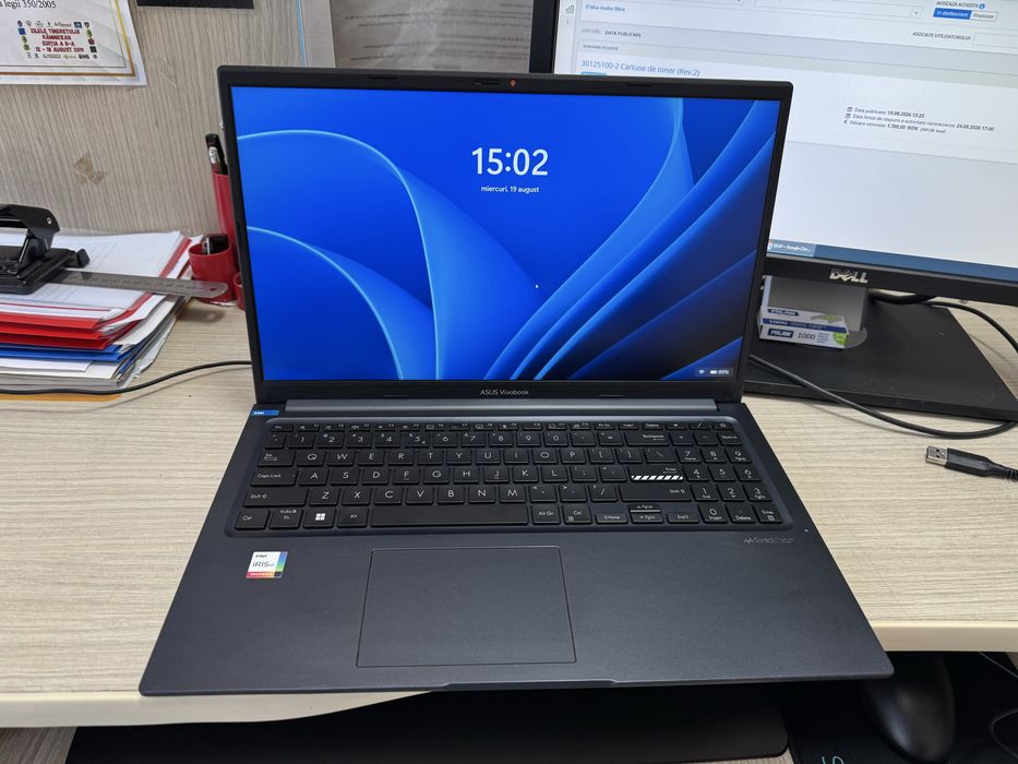 Asus VivoBook i7(12Th)SSD 512Gb/16Gb ram/Windows 11 Pro