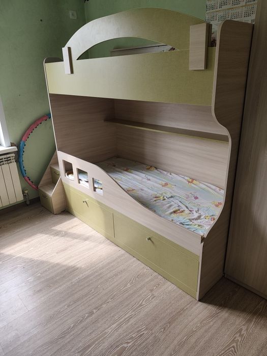 Продам детскую мебель срочно