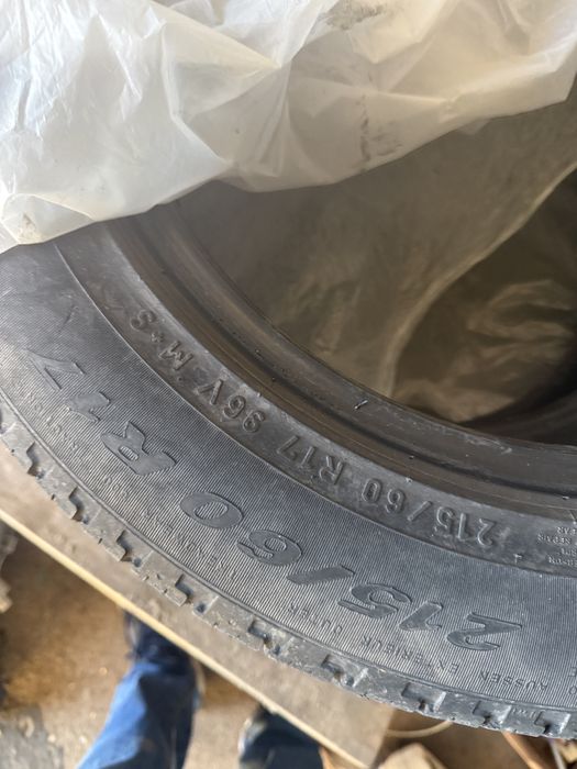 Шины летние 215 60 r17