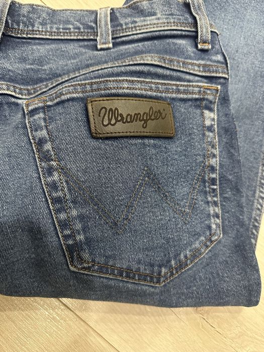 Джинсы Wrangler