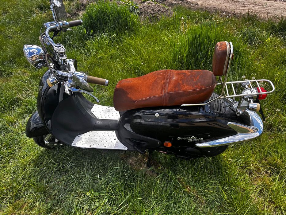 Scuter Retro/Cruiser Olanda – Stare Excelentă, Doar 8400 km!