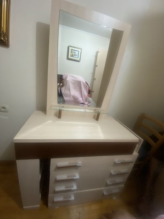 Продам спальную мебель