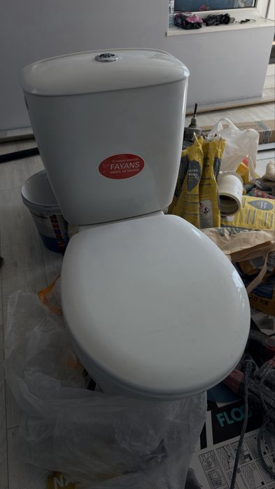 Туалетно гарне втора употреба