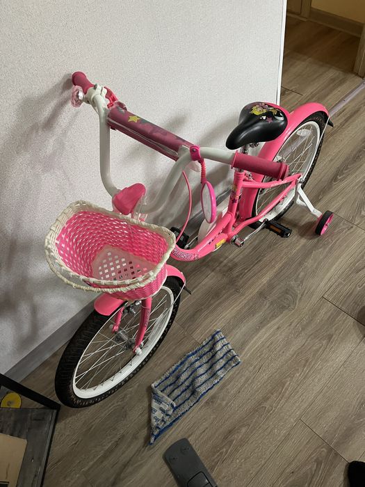 Продается девчачий детский велосипед