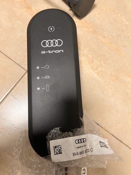 Audi Etron Aptiv мобилно зарядно 11kW ново За електрически автомобили