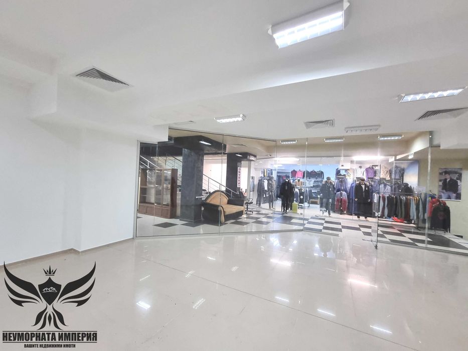 Под наем ново помещение 61кв. в гр.Асеновград топ център