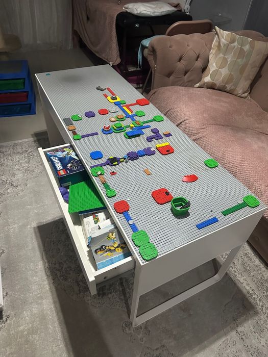 Masa Lego/ Birou Lego