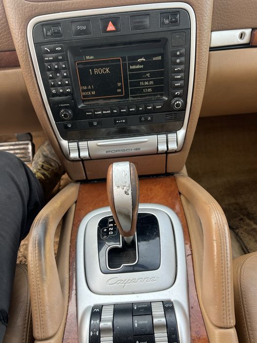 Porsche Cayenne 4.5 S , Порше кайен На Части !!!