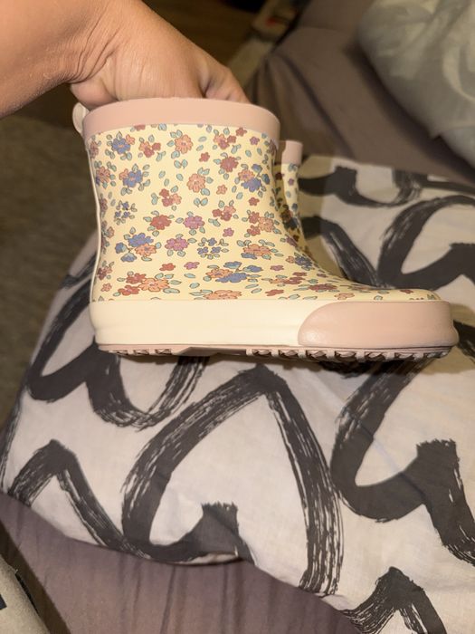 Vand cizmulite Hm 24