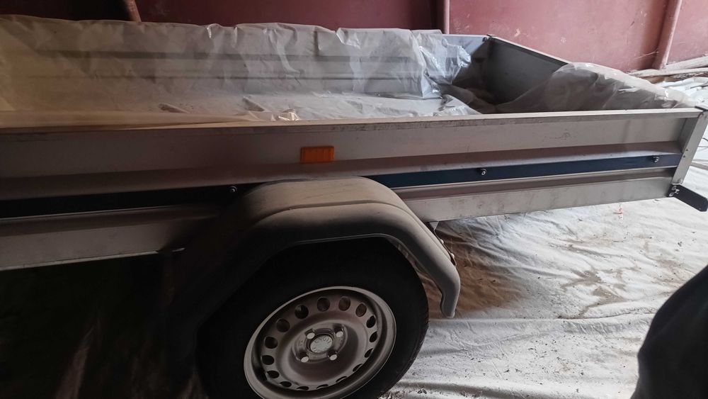 Продавам ремарке СТЕМА 1,14м./2,07м  750кг.