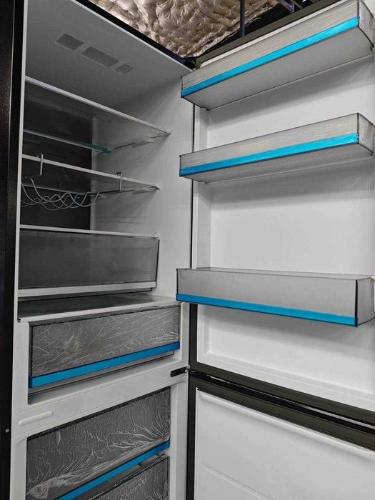 Холодильник ZIFFLER RF-BF-409/400DI No Frost Inverter MetalCooling