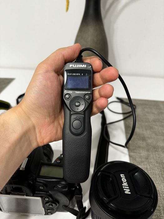 Nikon D90, полный комплект