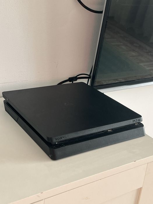 PS   PlayStation 4