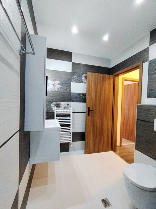 Дава се под наем Четиристаен апартамент в София, Бояна - 137 кв.м за 1300 € - Снимка #9