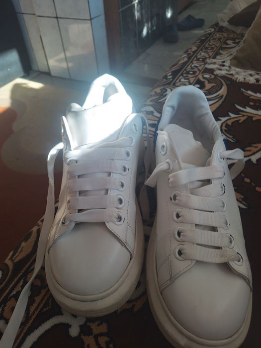 Adidași pentru fete nr37 i adidasi baeti noi nr 43  geanta neagra de p