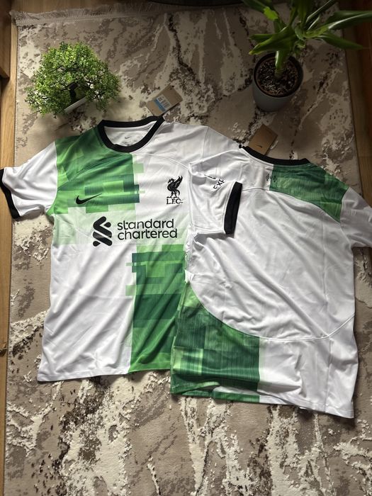 Tricou nike liverpool limited edition