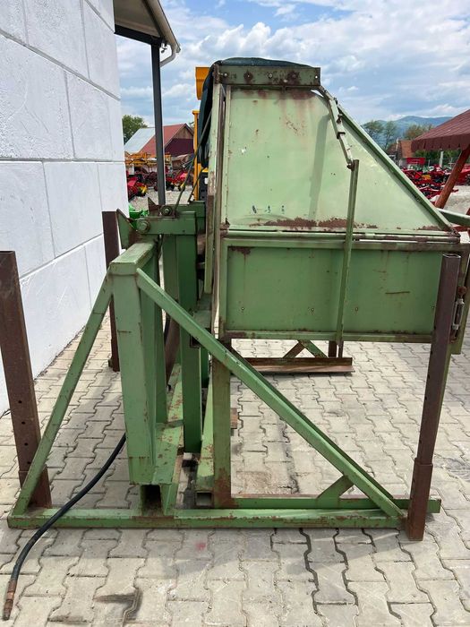 Intorcator / Basculator Lazi sau boxpaleti - Latime 1,6 m , hidraulic