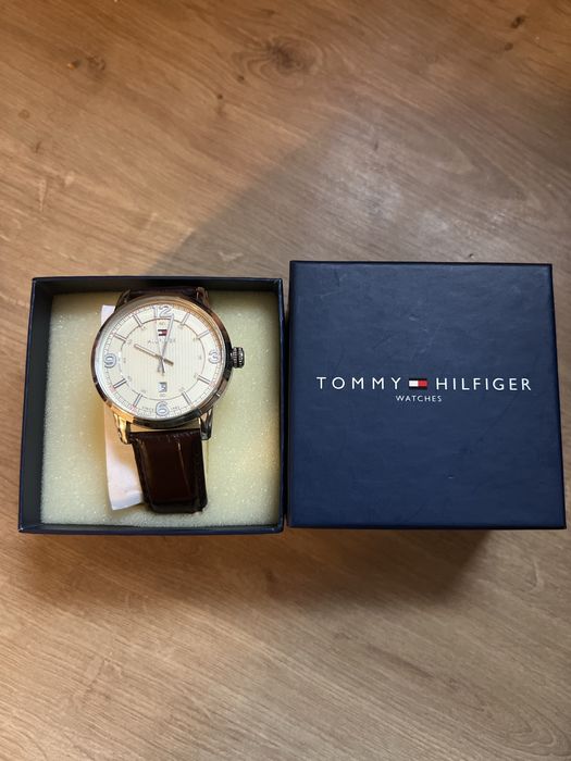 Ceas Tommy Hilfiger