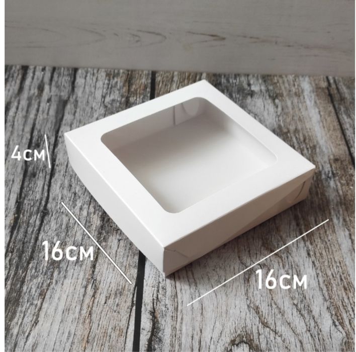 Подарочные коробки