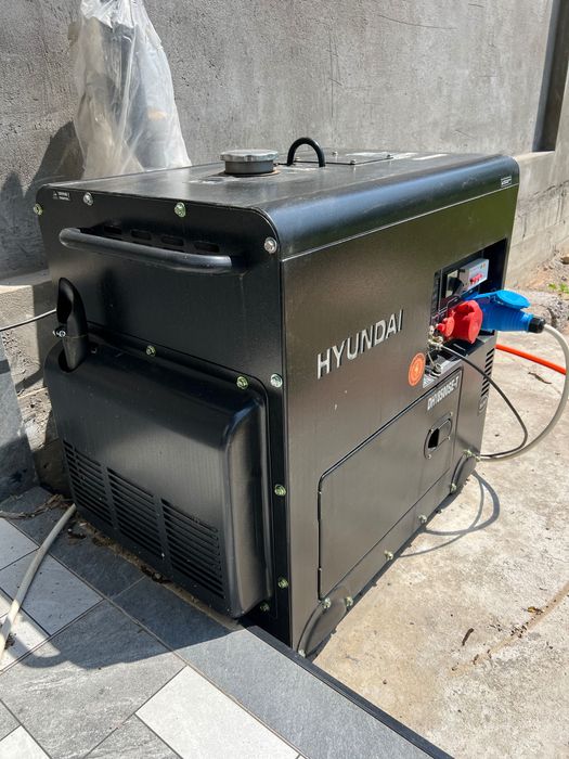 Dvijok HYUNDAI 8 kv