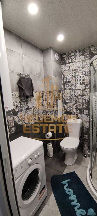 Продава се Двустаен апартамент в Варна, Изгрев - 50 кв.м за 1990 €/кв.м - Снимка #6