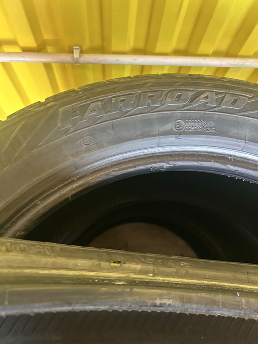 Продам шины 245 55 R19