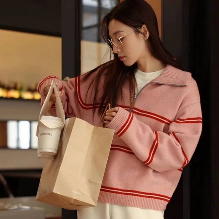 Свитер женский одежда