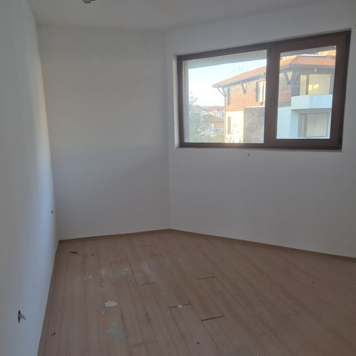 Тристаен апартамент Слънчев бряг зад Лидл