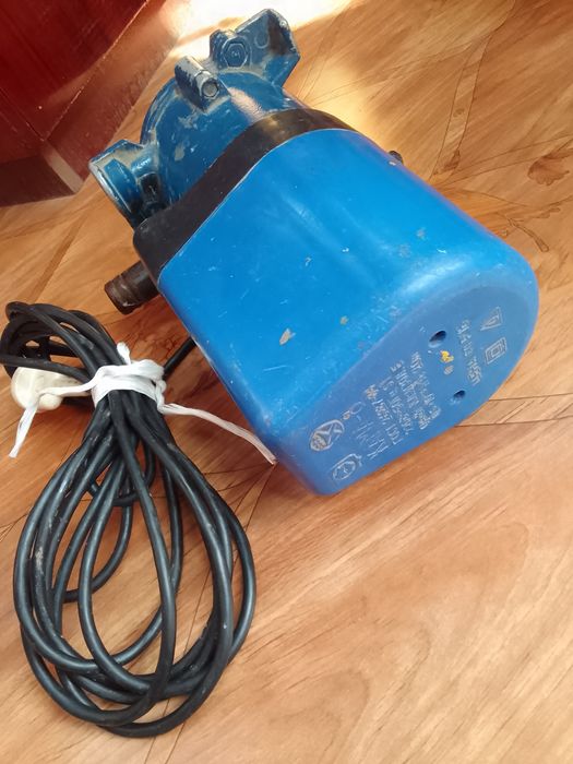 Продам электронасосс ,,Кама,,б/у.