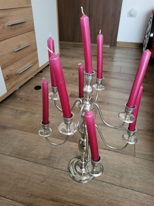 Sfesnic 9 lumânări