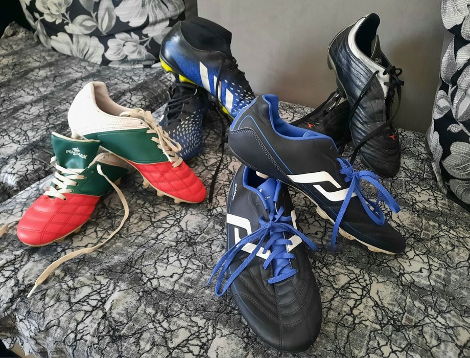 Бутонки за футбол