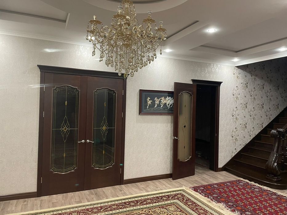 2 этажды коттедж сатылады