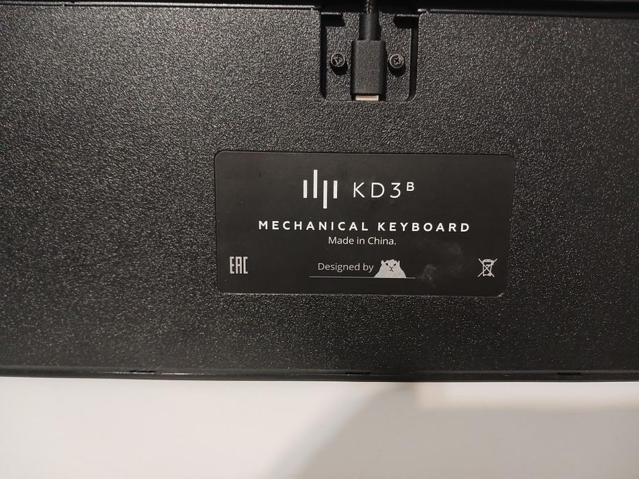 Продам игровую клавиатуру KD3