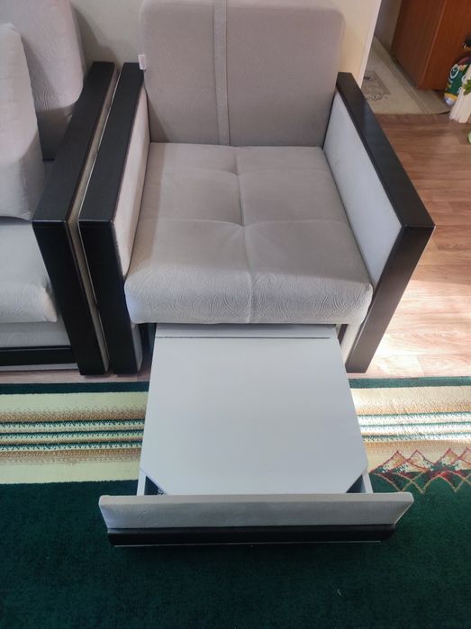 Продам мягкий уголок.