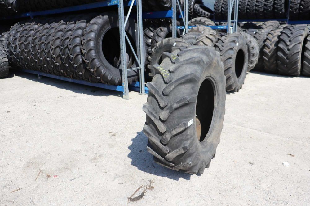 Cauciucuri 18.4-26 Jcb SH cu garantie si livrare pentru BuldoExcavator