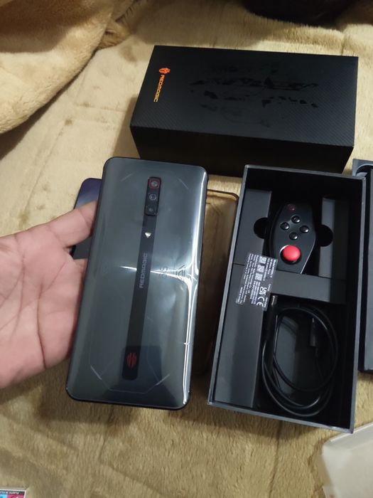 Redmagic 6s pro  16/256