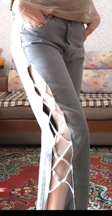 Джинсы женские широкие