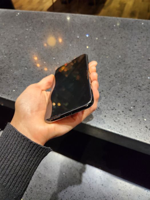 Iphone 11 pro max 64 gb