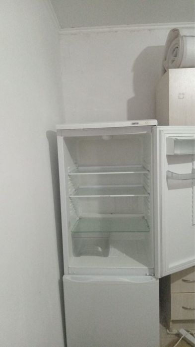 Холодильник сатылады