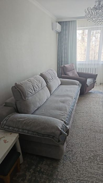 Диван в отличном состоянии, есть торг